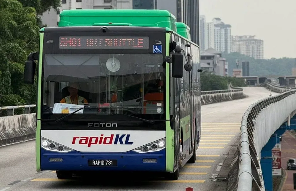 Bas elektrik Foton dalam program ujian Rapid KL. Pengendalian kenderaan dan keselamatan pejalan kaki perlu dinilai bersama peluasan armada. Foto Rapid Bus