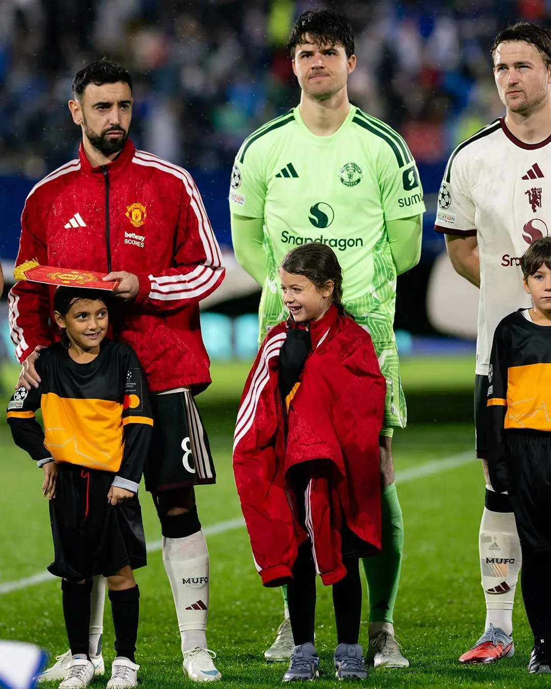 Bruno Fernandes (kiri) menjadi tumpuan menjelang pertemuan Manchester United dengan Chelsea.